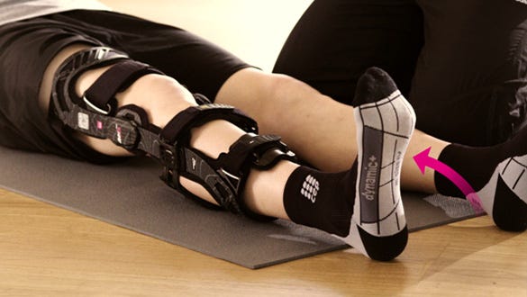 Bend the ankle joint, exercise to activate the thigh muscle
