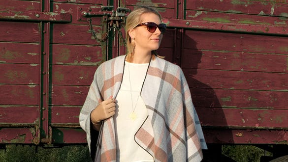 Instagram picutre of   Lipoedema-­Patient and influencer Caroline Sprott